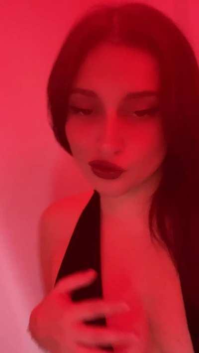 Give me your full attention!