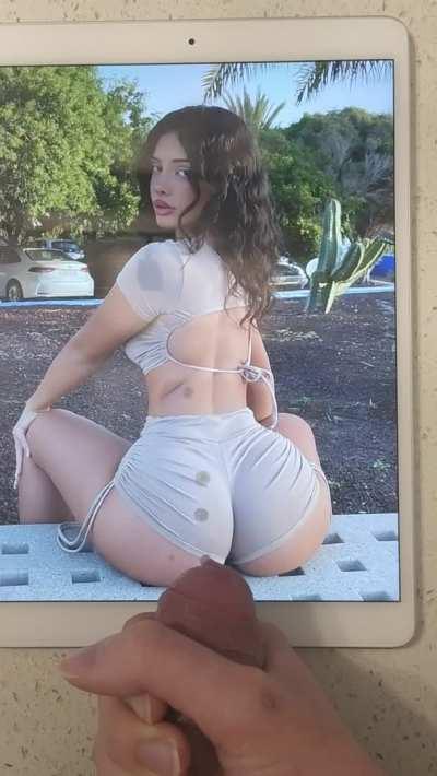 Feel good to cum on Melimtx big ass (cum tribute)