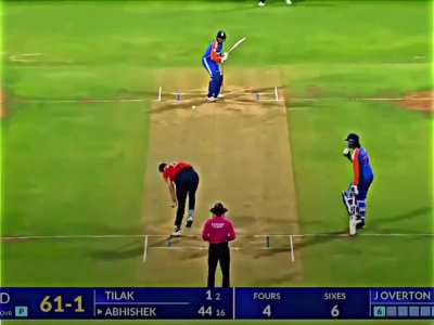 Abhishek Sharma’s straightest six you’ll ever see, pure timing it was.