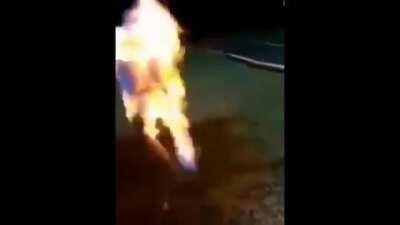 Kurama giving naruto his chakra