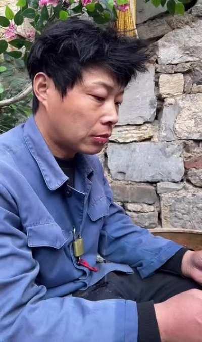 We put rocks on our soup sir