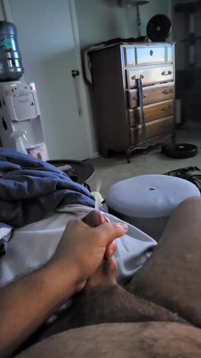 This felt so good. It just keeps cumming