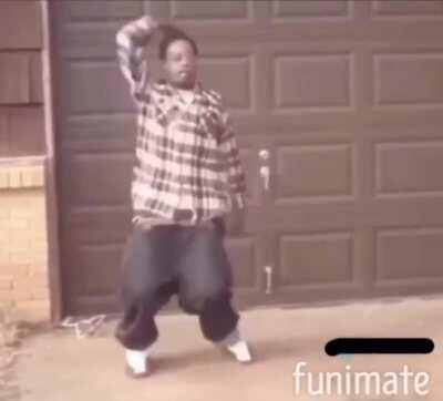 “Starting stream soon” Me: