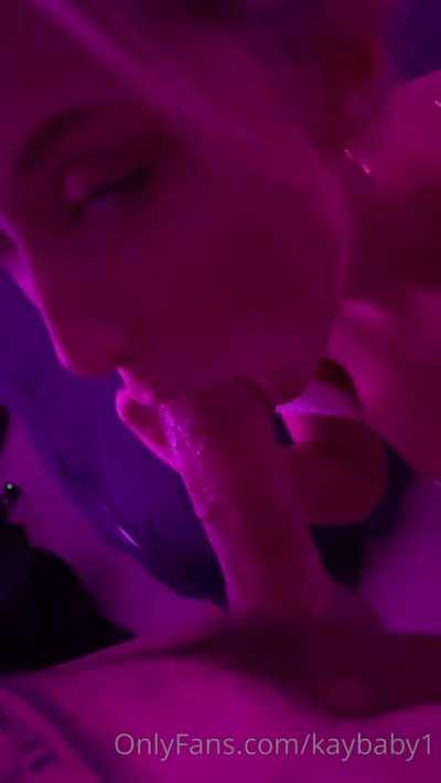 Hot AF🔥🔥 L1NK B3LOW