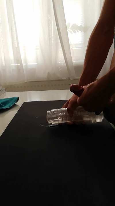 Guess what I'm going to make shake next (its not the camera)😈