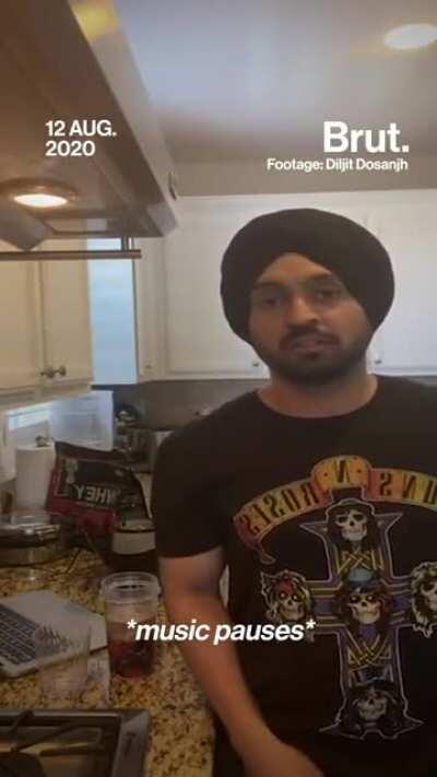 Singer tries to play his own music on Alexa