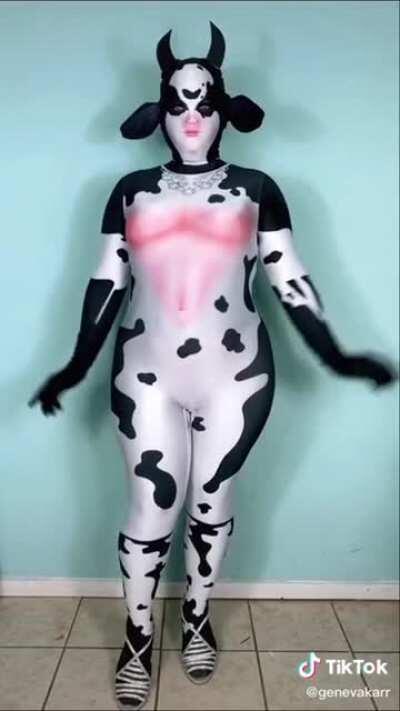 Cowsplay