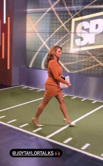 Walking on set for “Speak” | IG 7/30/24