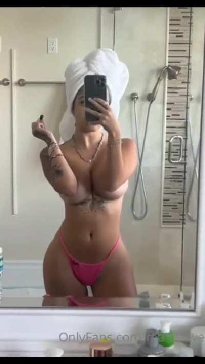 Malu Trevejo 🇨🇺