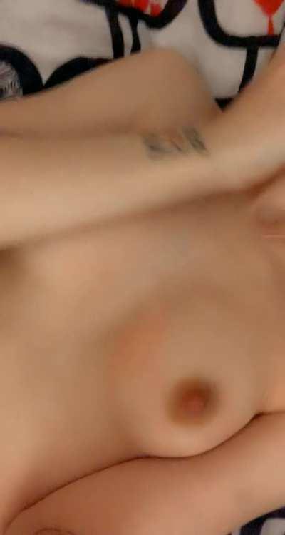 arrows up if you would go for a date with me