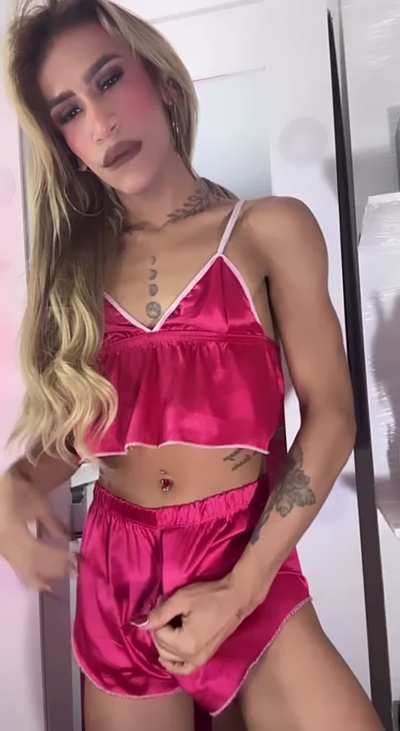 Do u like girls with cock?