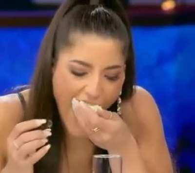 Breaking the Guinness record for fastest burrito eaten