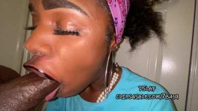 Her lips are so juicy