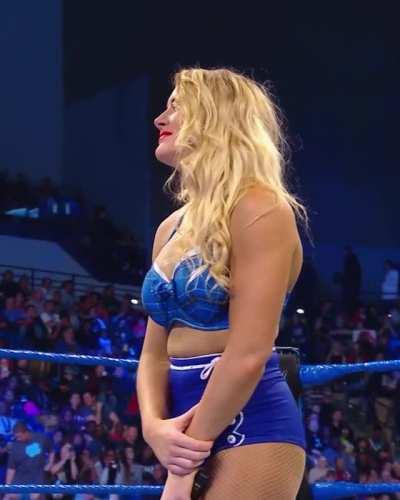 Lacey Evans