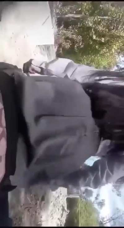 Con la faldita puesta 😍🤤