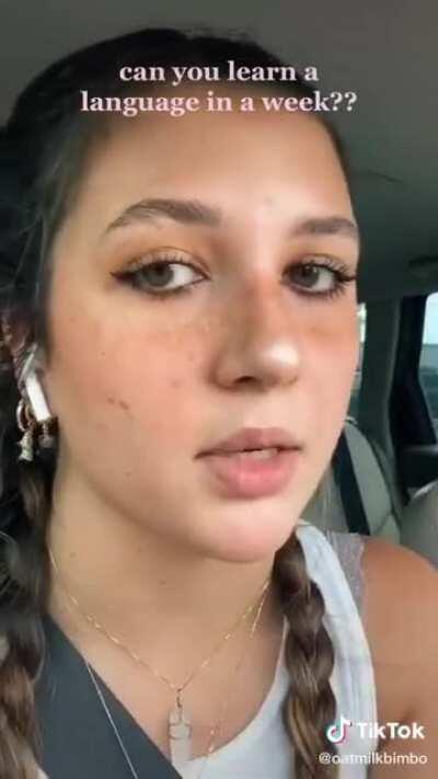 tiktoker will learn a language in 7 days 😐