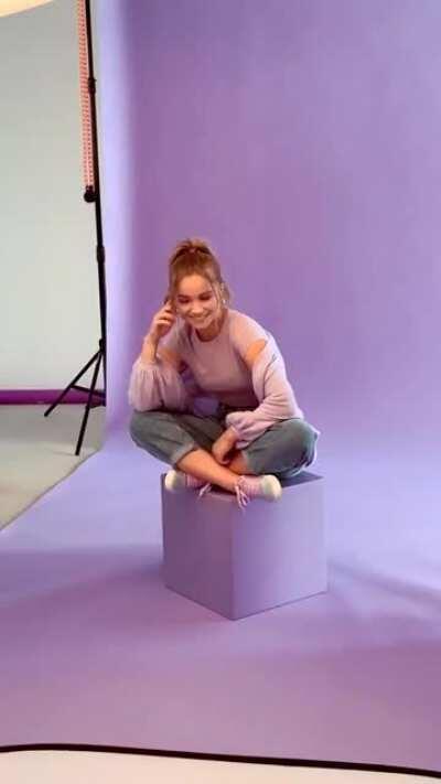 Photoshooting für ihre Essence Schminkbox ... Quelle: Instagram