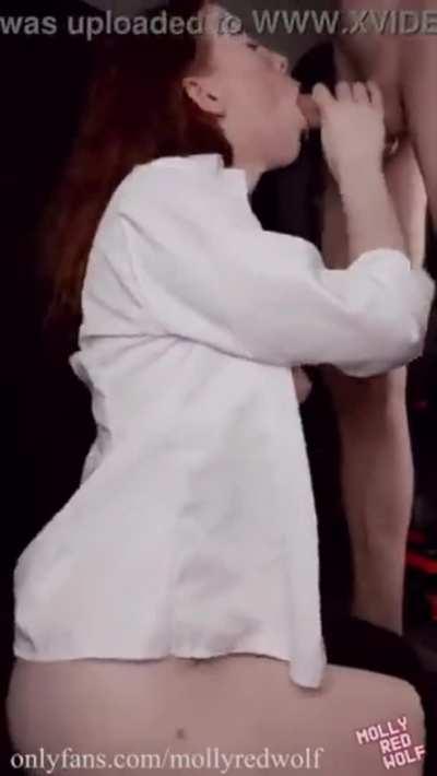 Hermione cosplayer enjoys giving blowjobs and deepthroating big cocks