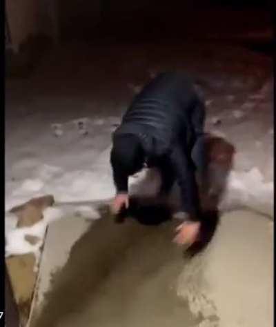 Running from something scary in the cartoons be like