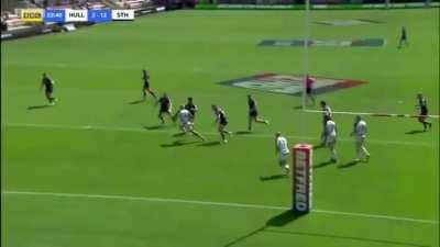 Super League player Josh Griffin ruptures Achilles, drops the ball and it's picked up by the opposition for a try in Challenge Cup semi-final. Unsportsmanlike or fair game?