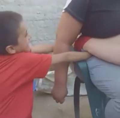 No sé que es esto pero está muy mal.