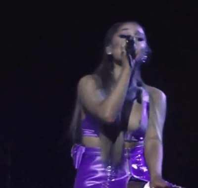 Ariana’s nip slip