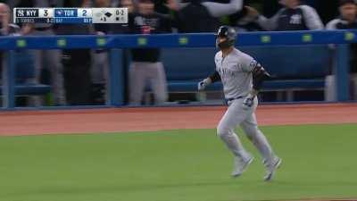 [Highlight] Torres hits the 3rd home run of the inning for the Yankees to extend their lead!