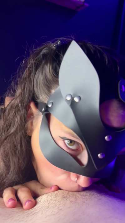 I love to tease with my throat😈