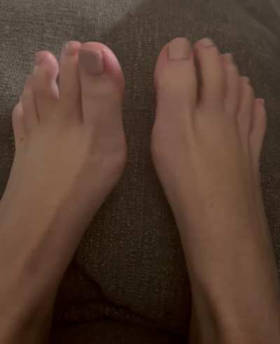 Start the new year with these long toes 