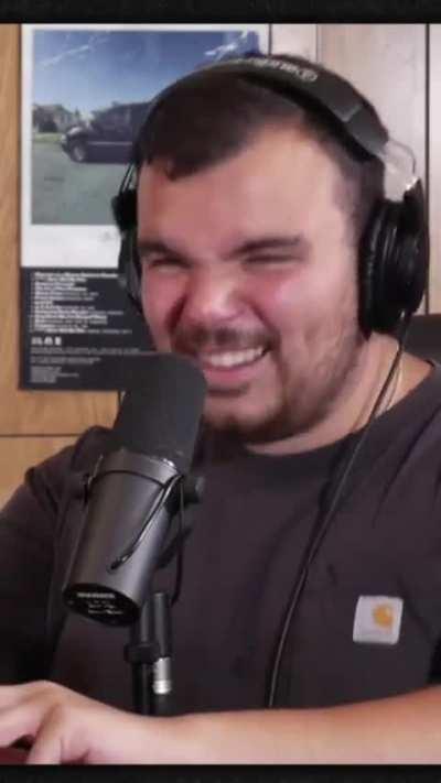 love these dudes but why they getting backshots to the carti verse? 😭