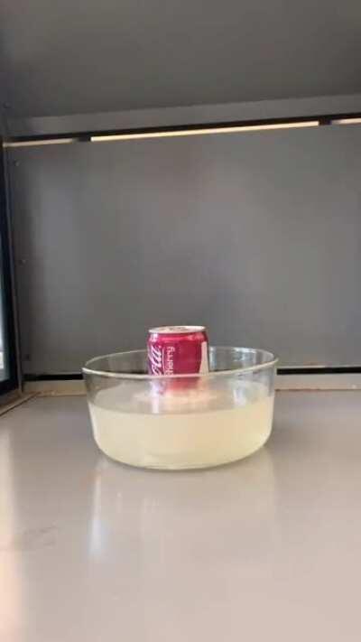 WOOAHHH. COKE WIT NO BRIM