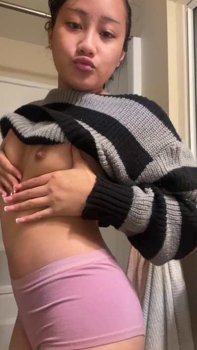 No surprises, fully flat :)