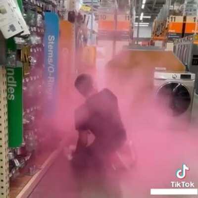 this guy staining peoples clothing and giving the employees a big mess to clean up