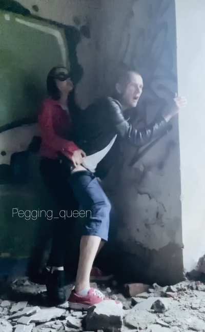 Fucked bitch in shitty abandoned building 🍆💦 Full video on my Onlyfans -60% now