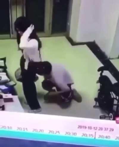 Ain't no way this mf ain't a Reddit Premium user