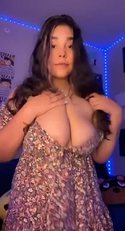 Can I convince you to take me on a date with this dress