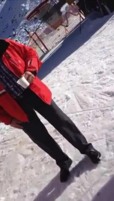 WCGW if I show off my ski tricks