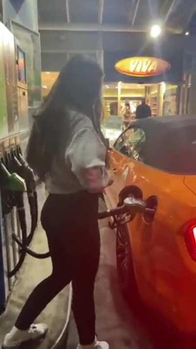 Help me refuel my holes