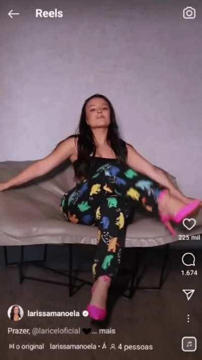 Rainha n sei q app o cara usou