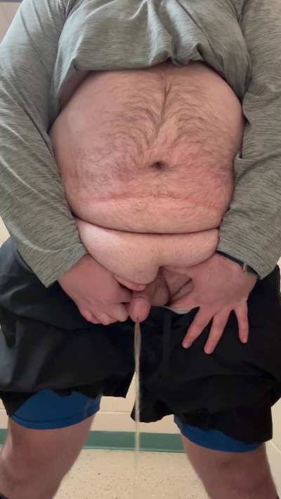 There’s room for two in this public stall (33)