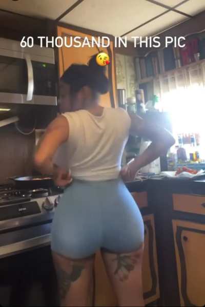 looks too good in pants