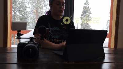 How lesbians do free-use