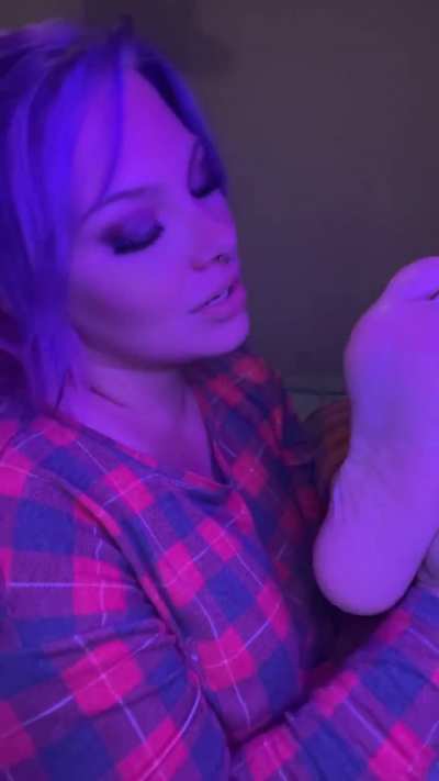 Wanna come taste ? 👅 