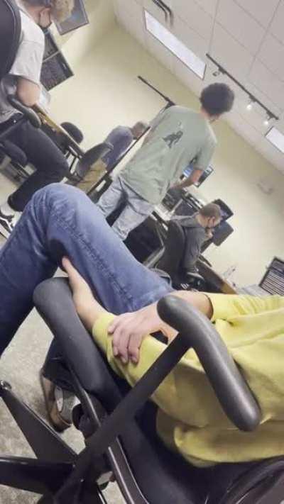 FREESTYLE CRINGE: my roomate showed me a video of his class mate free styling.