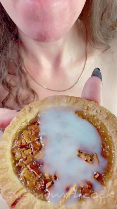 Any girls down for a Creampie?