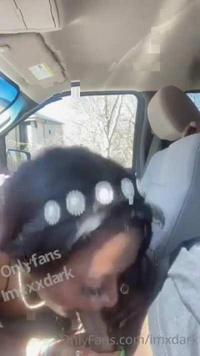 Someone come arrest her🚨😳