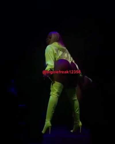 NEW INSTAGRAM ACCOUNT IS WATERMARK❤✨