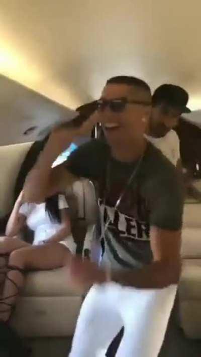 Cr7 llegando al conurbano profundo