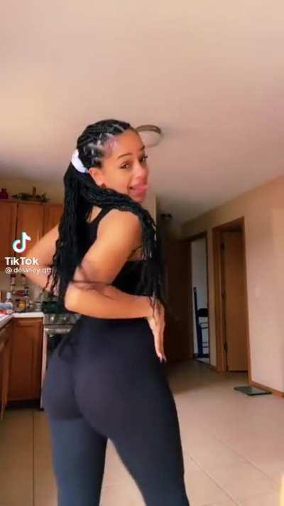 DelaneyMenge - Video #8455