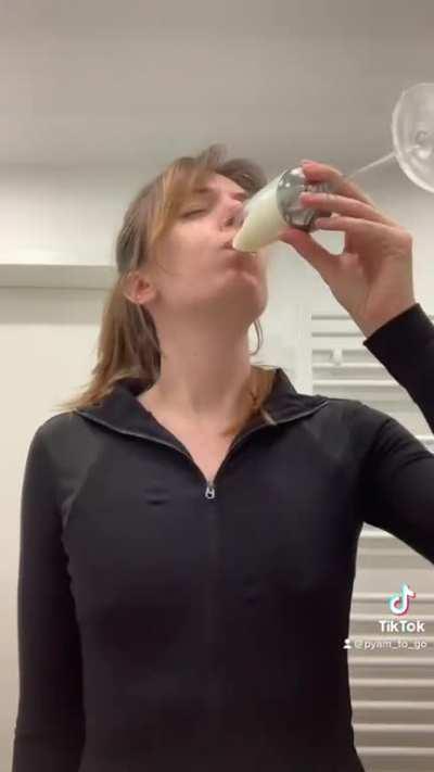 Why you should drink milk🥛